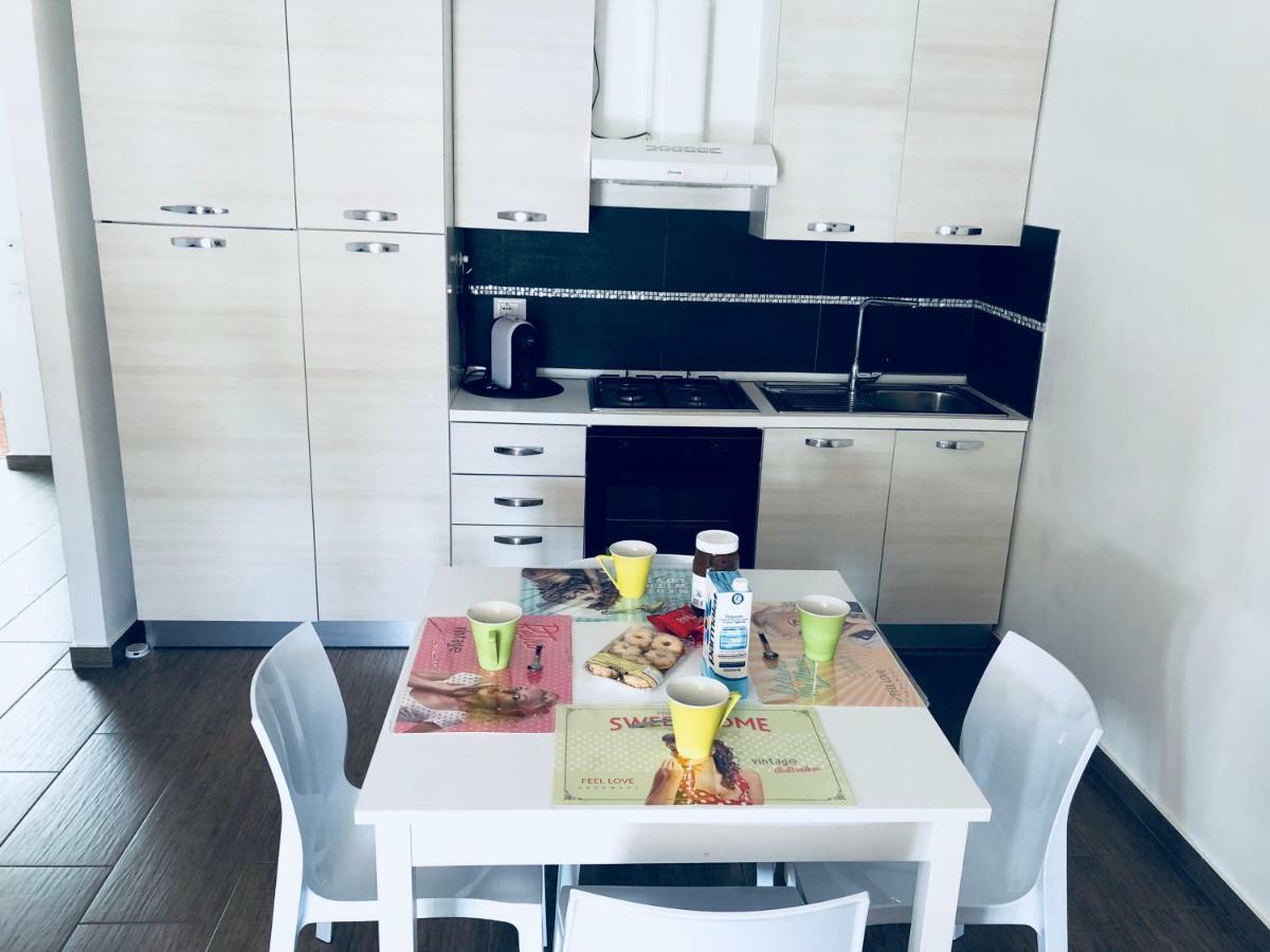 Casa Vacanze Nicole バレストラーテ エクステリア 写真